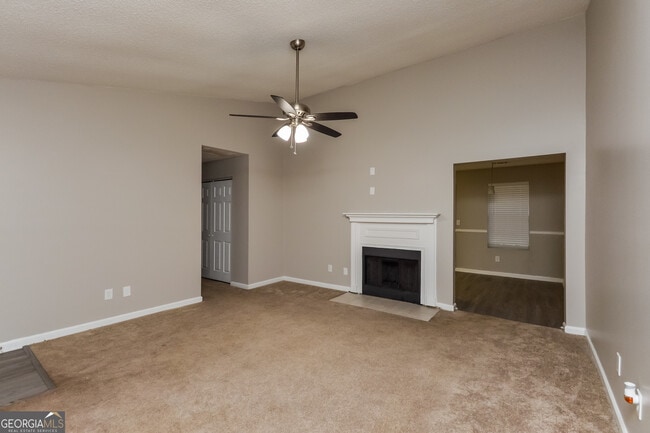 Building Photo - 117 Star Lake Dr