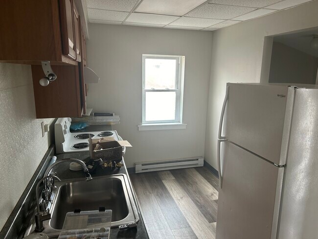 Kitchen - 24 N Main St