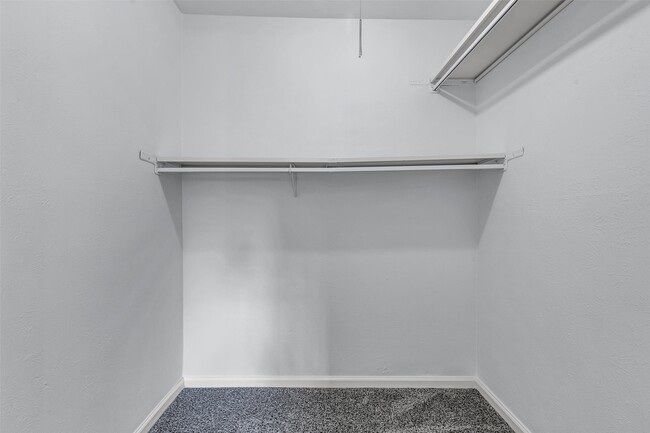 Building Photo - 4406 Kacee Dr