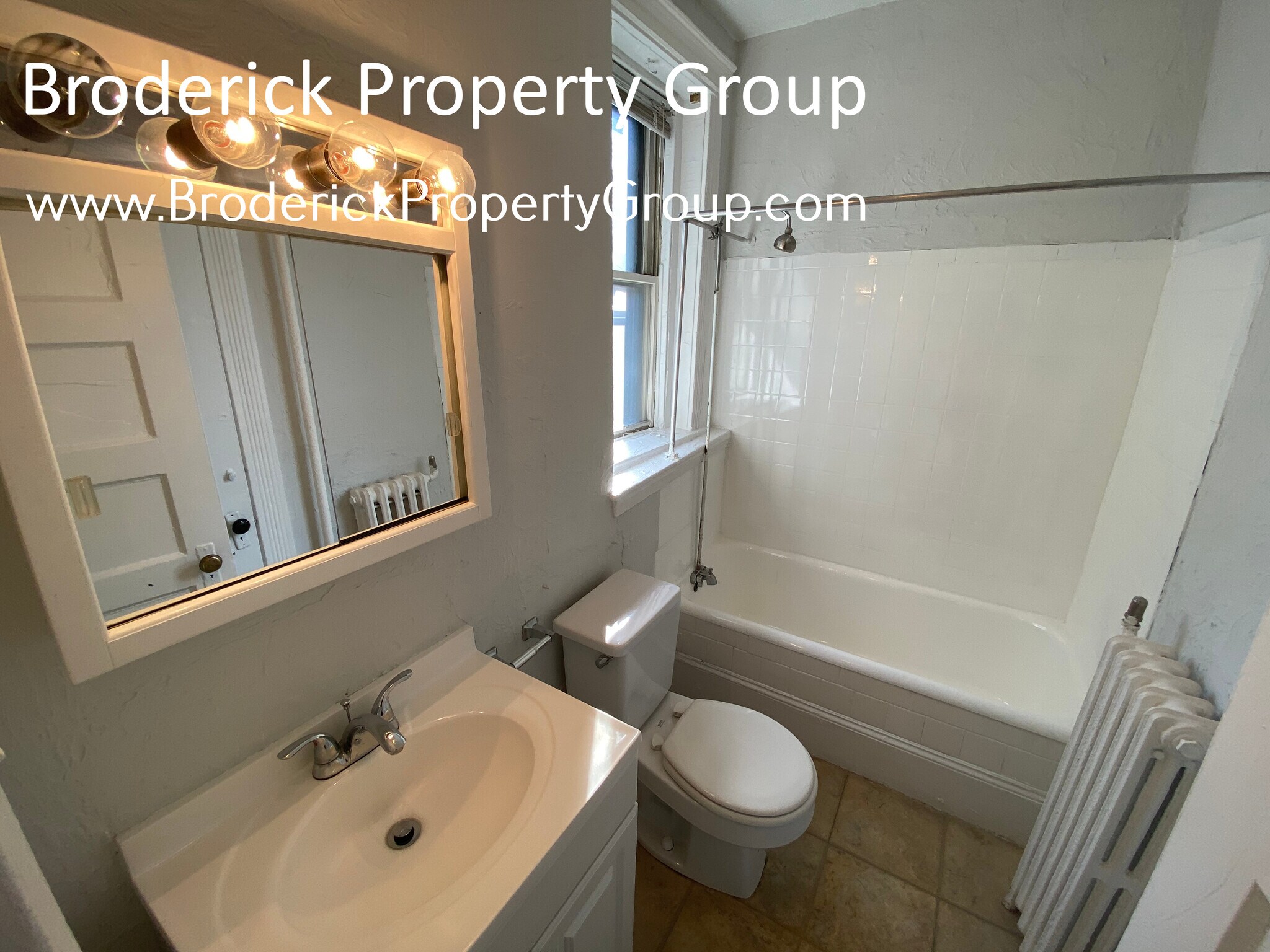 Building Photo - 83 Myrtle St