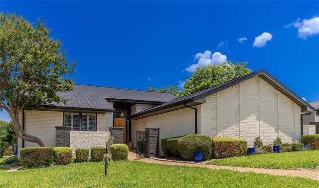 Primary Photo - 224 Sovereign Ct