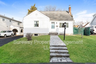 Building Photo - 1097 Richardson Ave