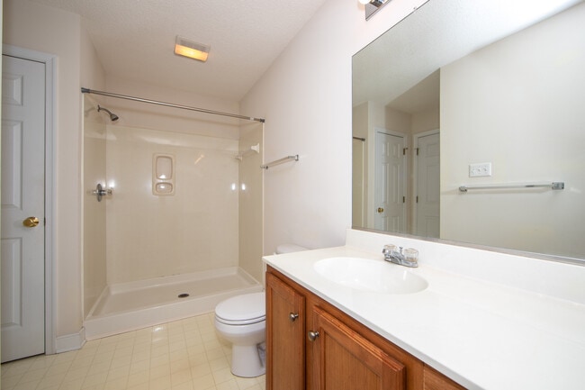 Building Photo - 1518 Woodland Ct