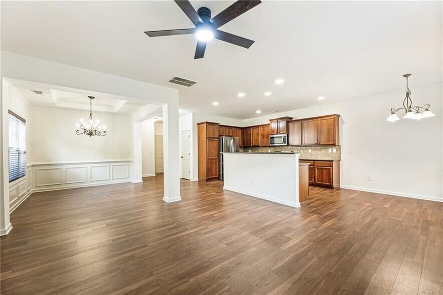 Building Photo - 13294 Kemper Rd