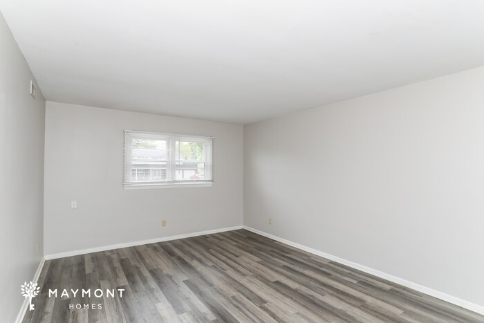 Building Photo - 2480 Sylmar Ct