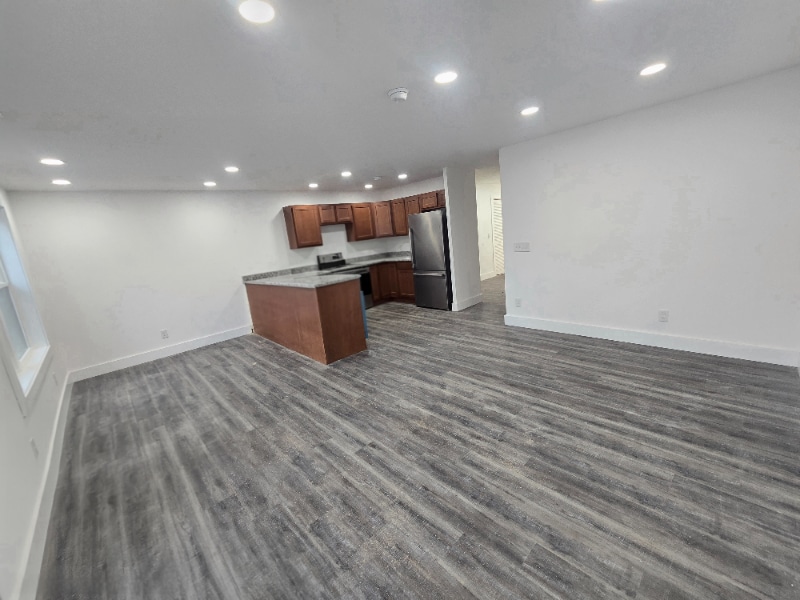 Building Photo - 112 Ivy Trce