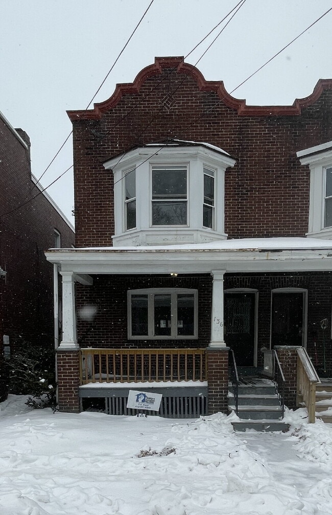 Building Photo - Cozy 3-Bedroom in Greensburg – Walk to Shopping & Dining!