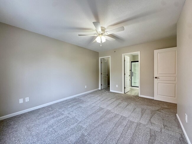 Building Photo - 2065 Timberwyck Ln