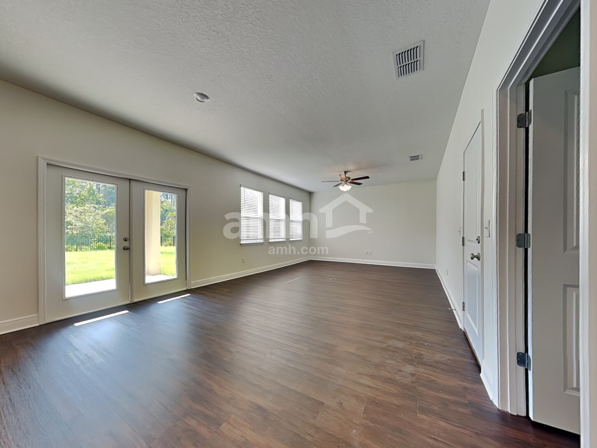 Building Photo - 20557 Calla Lily Dr