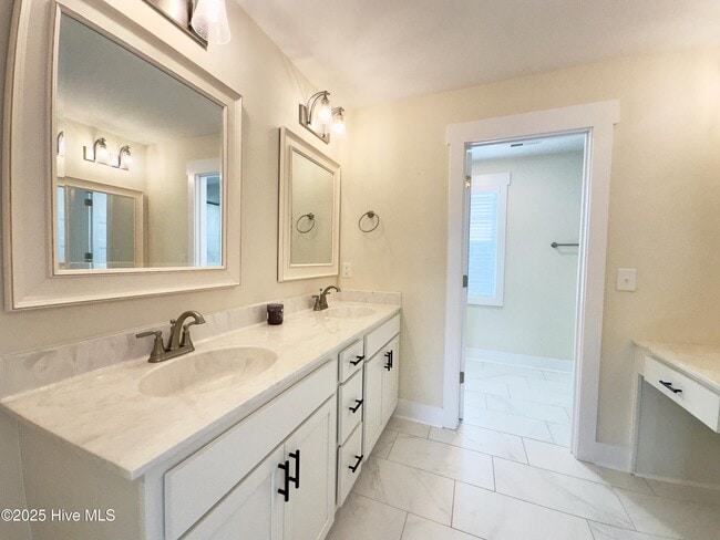 Building Photo - 102 Bogue Harbor Ct