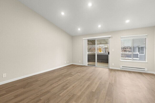 Interior Photo - Redwood Creek Villas
