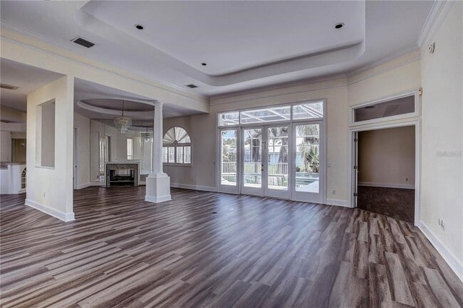 Building Photo - 2208 Hampstead Ct