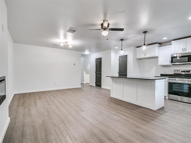 Building Photo - 13007 NW 3rd St