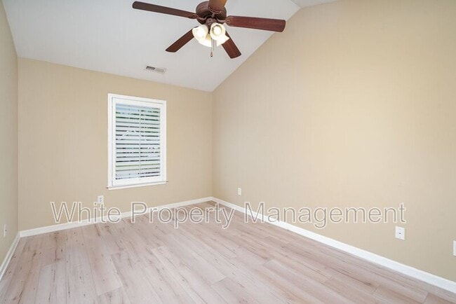 Building Photo - 4244 Cornelia Ln