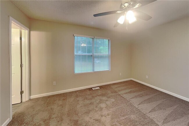 Building Photo - 7769 Melanie Dr