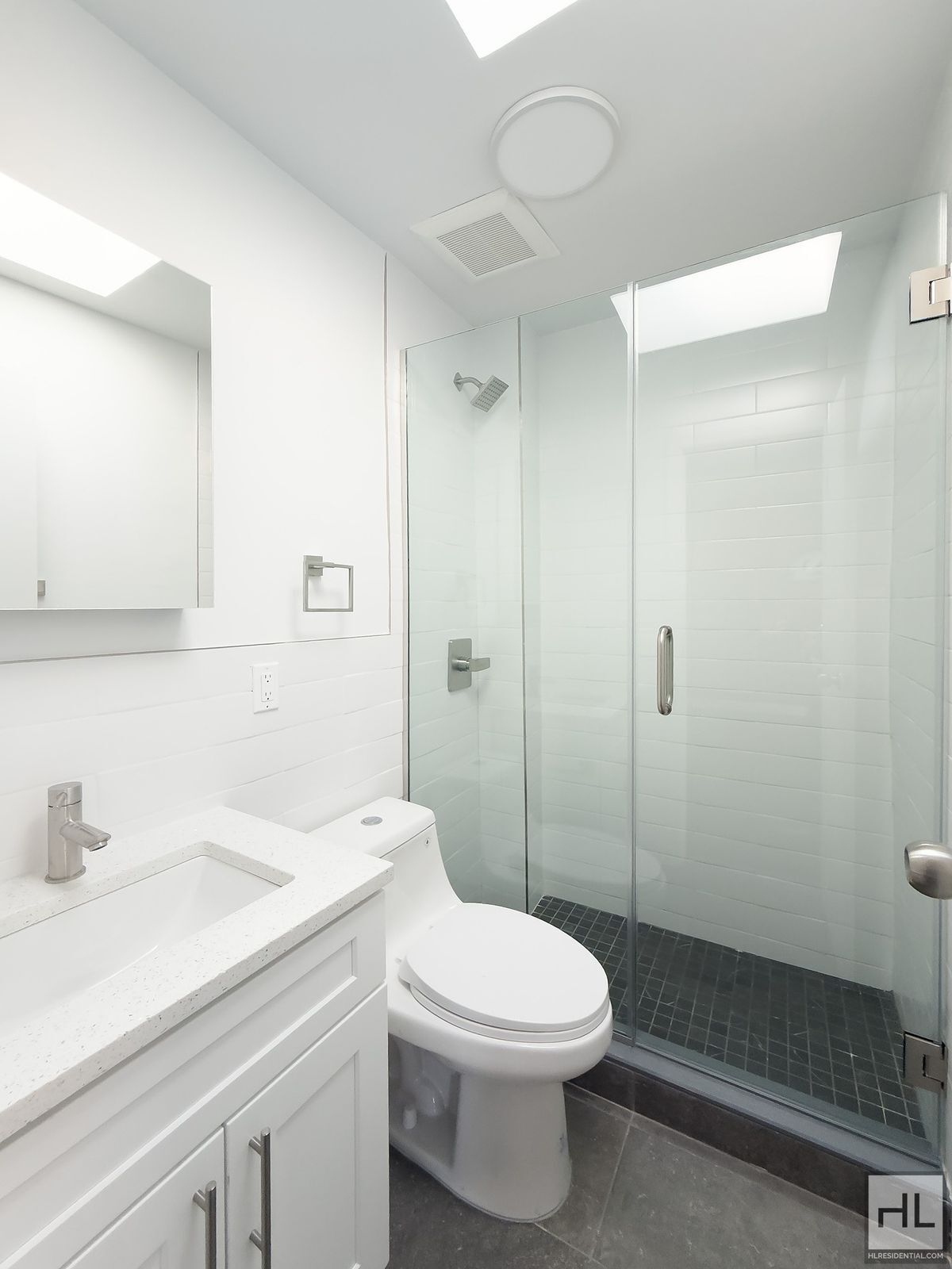 Building Photo - FULTON STREET / Available Now – No Fee! Sp...