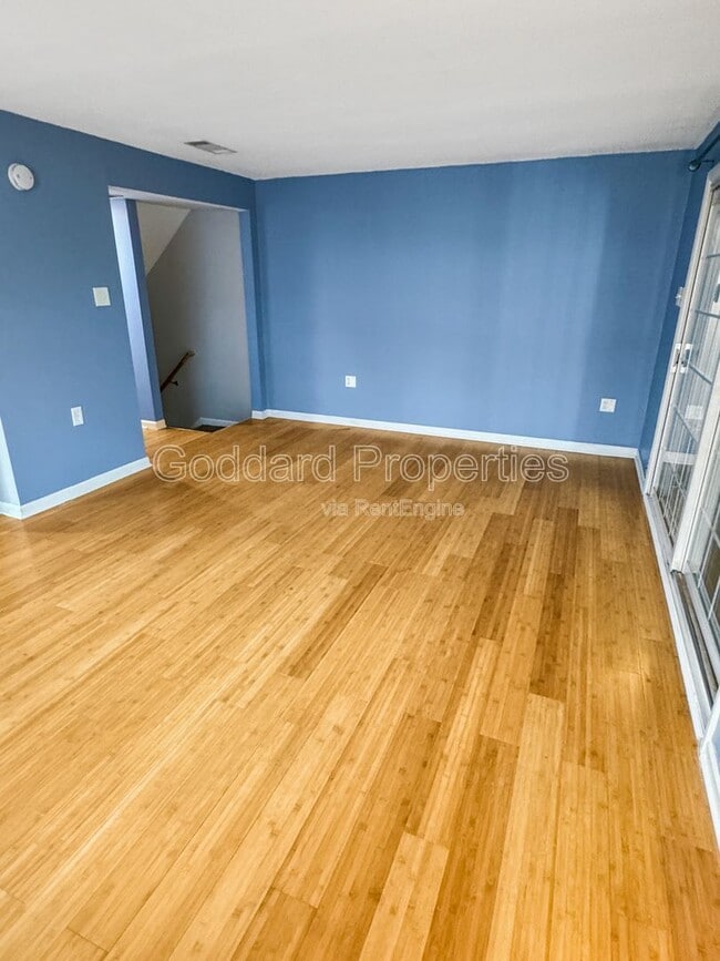 Building Photo - 412 Ripplewood Rd
