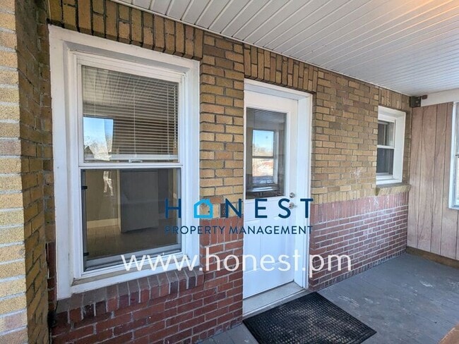 Building Photo - 73 Kennedy Memorial Dr