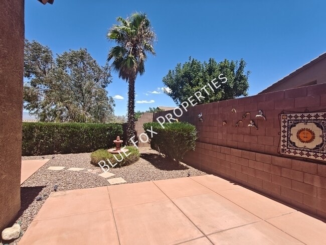 Building Photo - 10923 S Lake Gambusi Dr