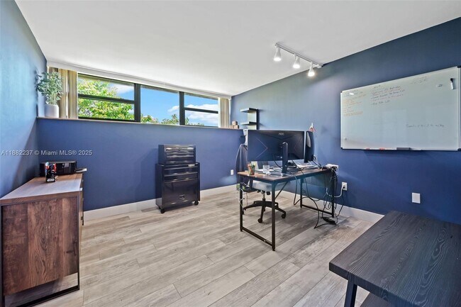 Building Photo - 10500 SW 108th Ave