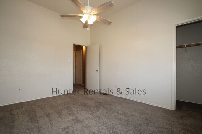 Building Photo - Lonesome Dove Two-Bedroom