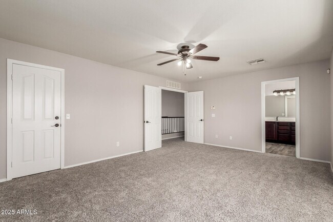 Building Photo - 3049 S Sierra Heights Cir