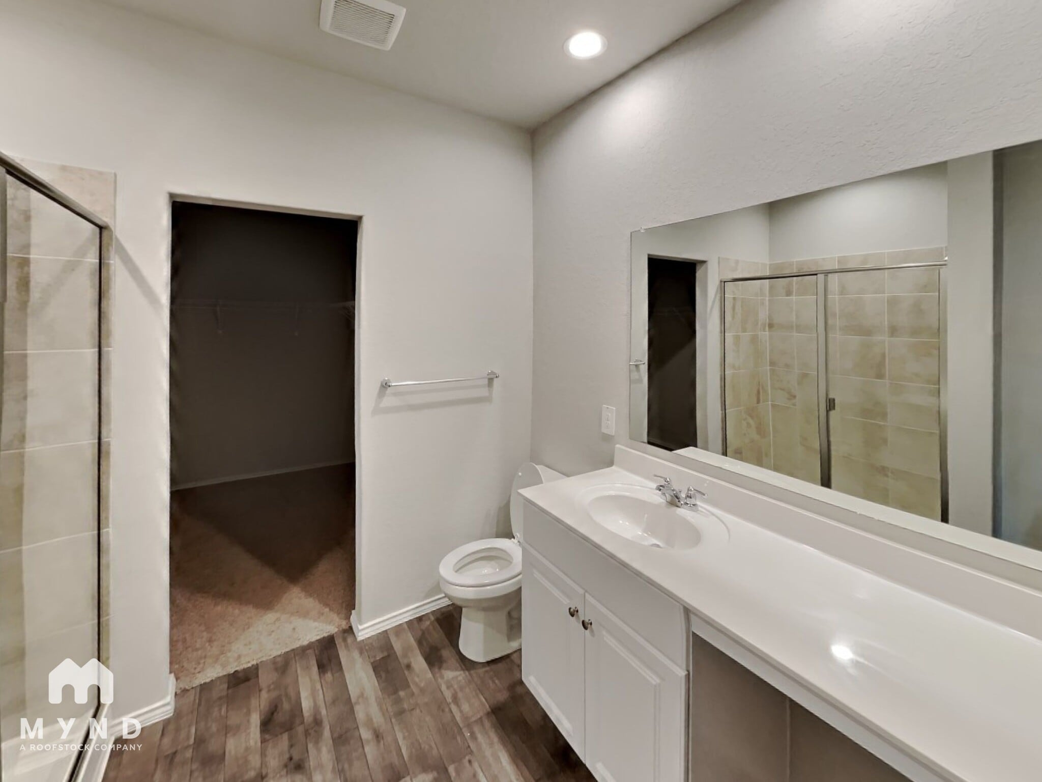 Building Photo - 7304 Marina Del Rey