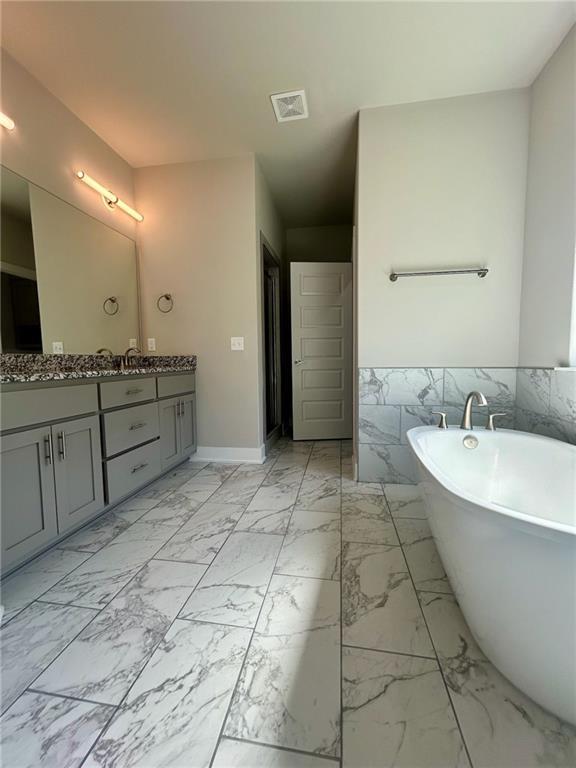 Building Photo - 224 Ryder St