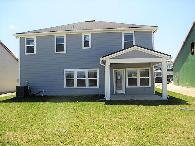 Building Photo - 3292 Roundabout Drive