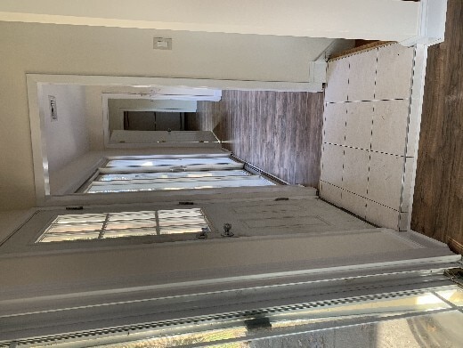 Building Photo - House for rent in GlenCove