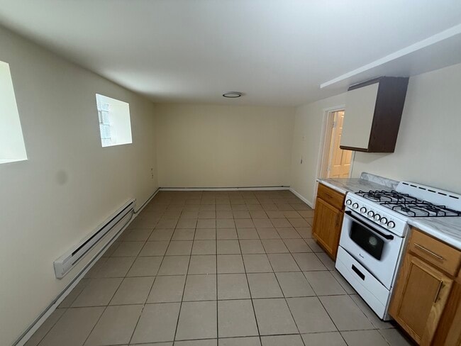 Building Photo - 5218 W Crystal St