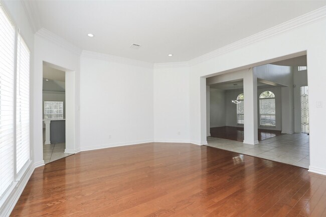 Building Photo - 1715 Cottage Landing Ln
