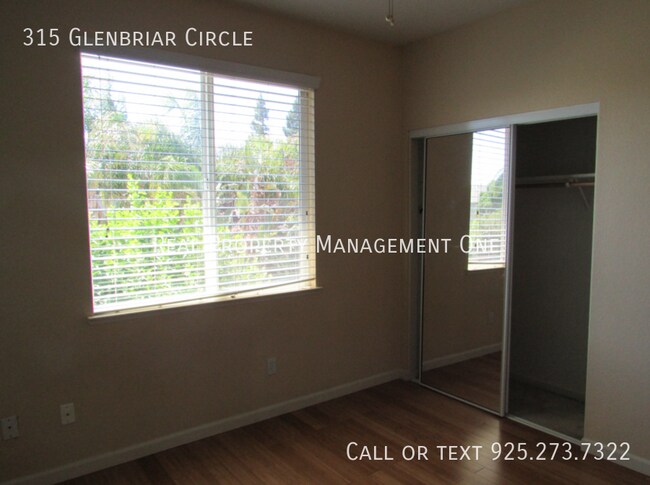 Building Photo - 315 Glenbriar Cir
