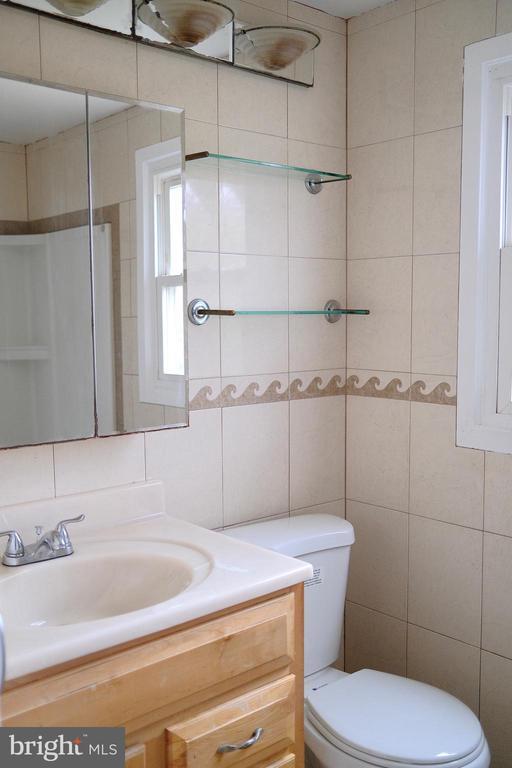 Building Photo - 42 Northgate Ln