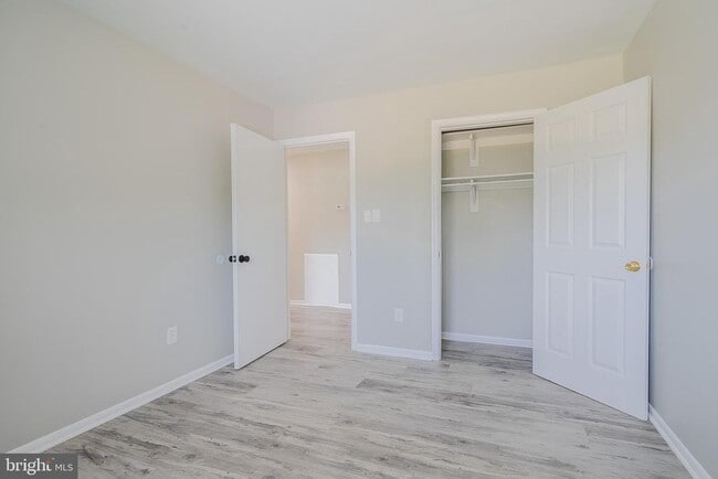 Building Photo - 7932 Silverada Pl