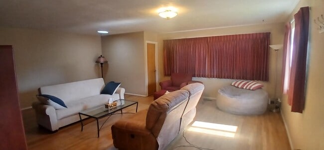 Building Photo - 111 Glade Park Rd