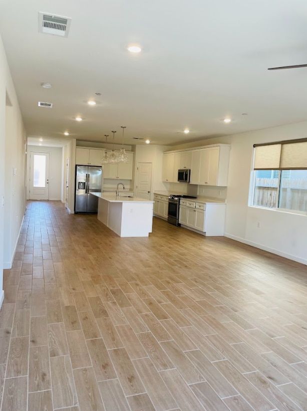 Building Photo - 2365 Pepperdine Dr