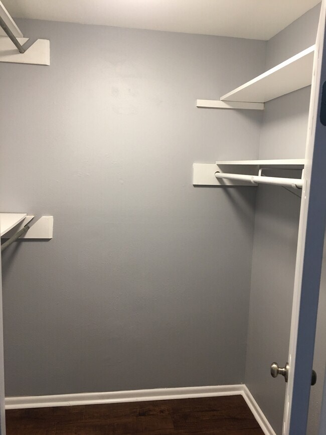 Building Photo - 4110 First View Dr