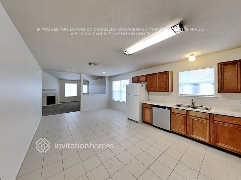 Building Photo - 15911 Imperial Forest Ln