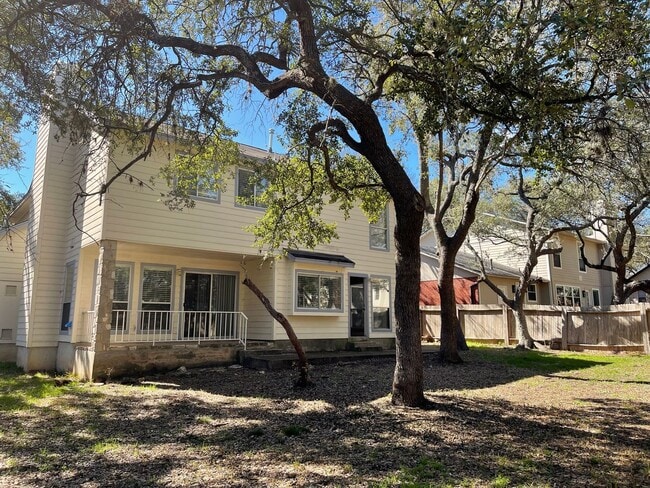 Building Photo - 13731 Oak Pebble