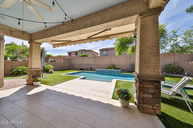 Building Photo - 30870 N 125th Dr