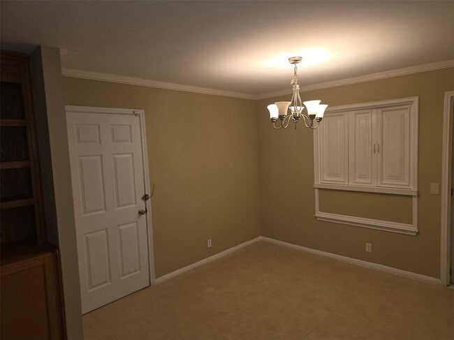 Building Photo - 502 Dewberry Dr