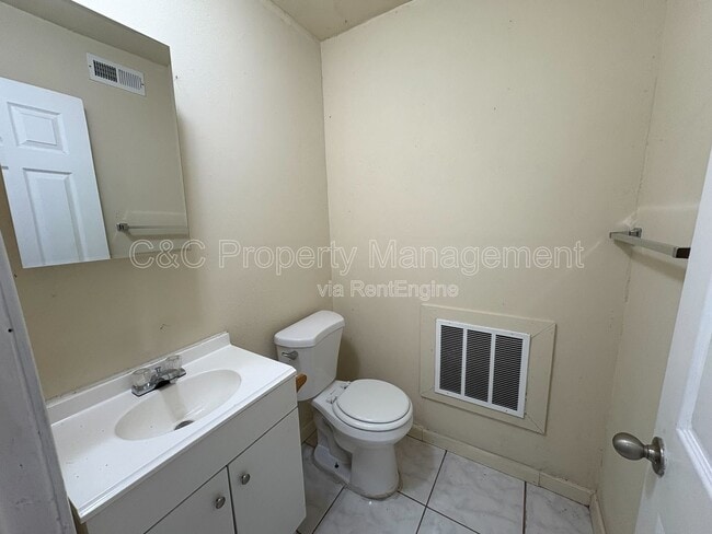 Building Photo - 6294 Porterfield Ct