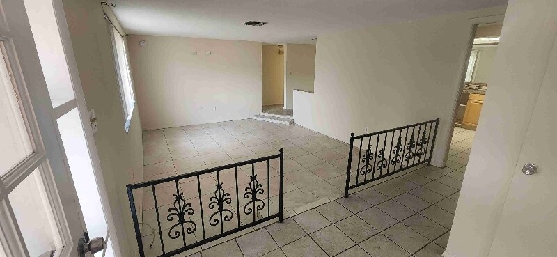 Building Photo - 5653 Andrea Dr