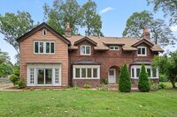 Building Photo - 30 Bryce Ave