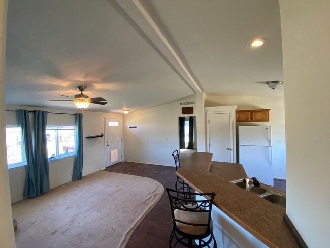 Building Photo - 3 bedroom 2 bath Manufactured home