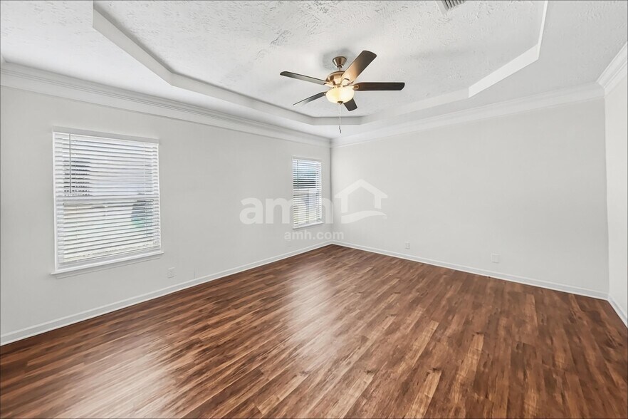 Building Photo - 3331 Foxside Ln