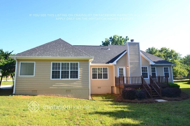Building Photo - 4817 Camden Dr SW