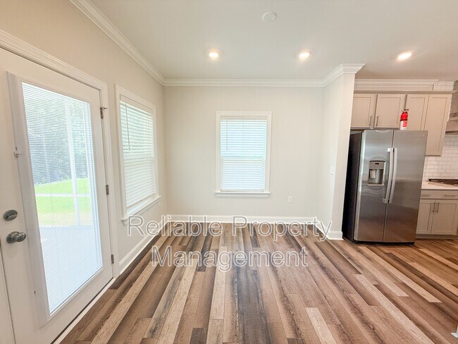 Building Photo - 536 Tanner Lk Ln