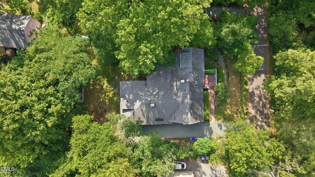 Building Photo - 407 Coolidge St
